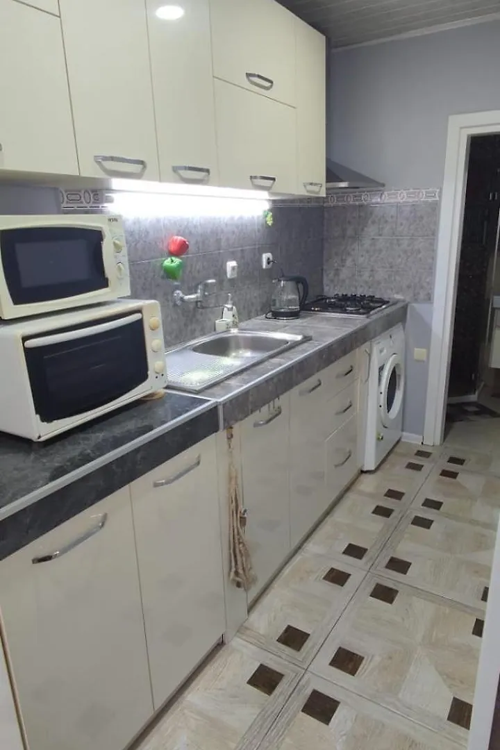 Весь Колорит Старого Батуми Apartmán
